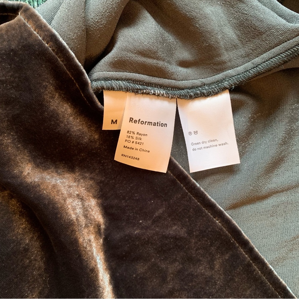 Reformation Gaia Velvet Slip Dress Size Medium - Picture 3 of 13